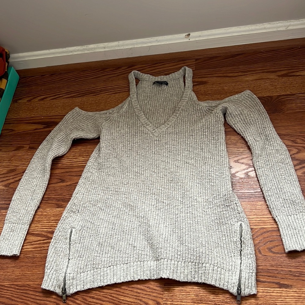 American eagle grey sweater